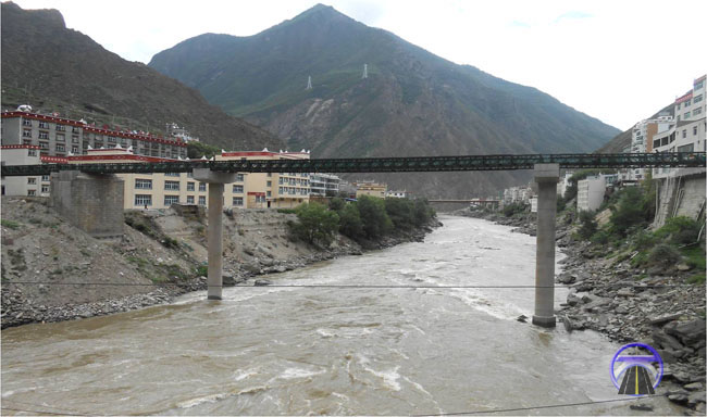 四川省甘孜县丹巴三岔河旧桥重建